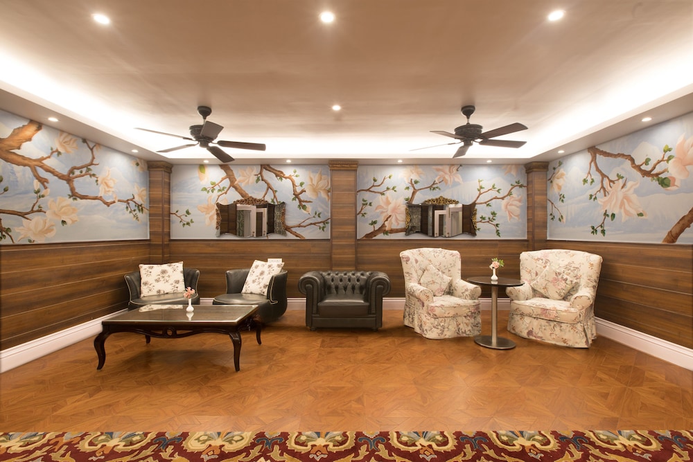 MAYFAIR Himalayan Spa Resort 27/45