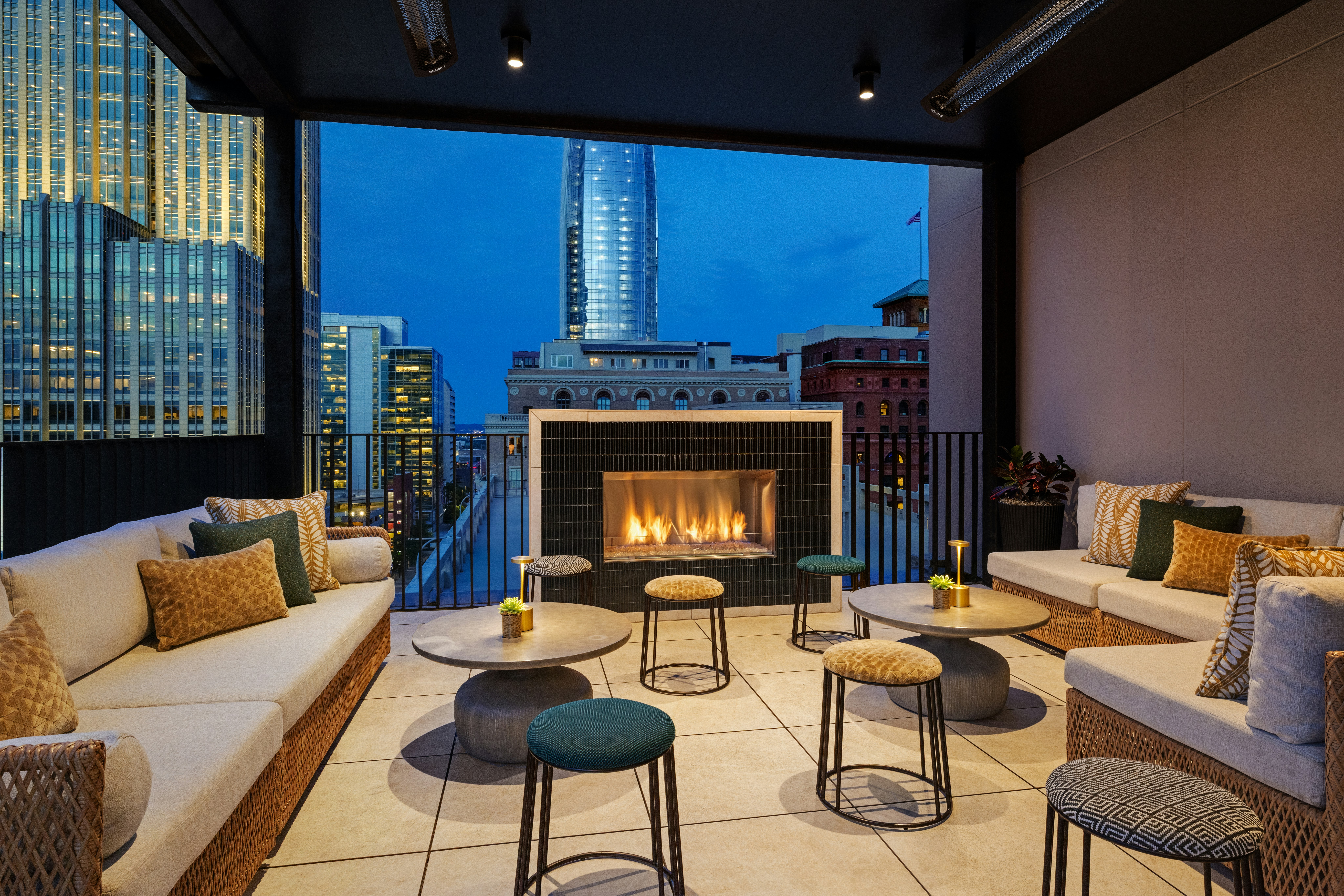 The Peregrine Omaha Downtown Curio Collection By Hilton 23/50
