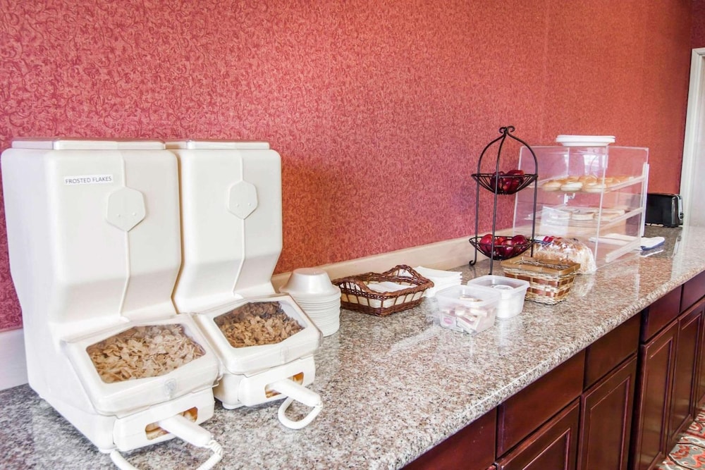 Bridgeway Inn & Suites Sublimity 22/41