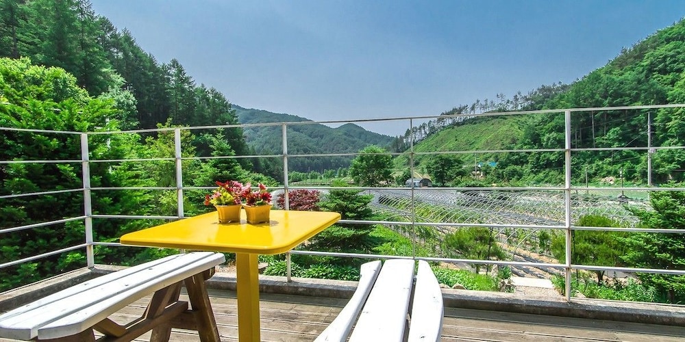 Peongcang Sunny Junny Pension 44/50