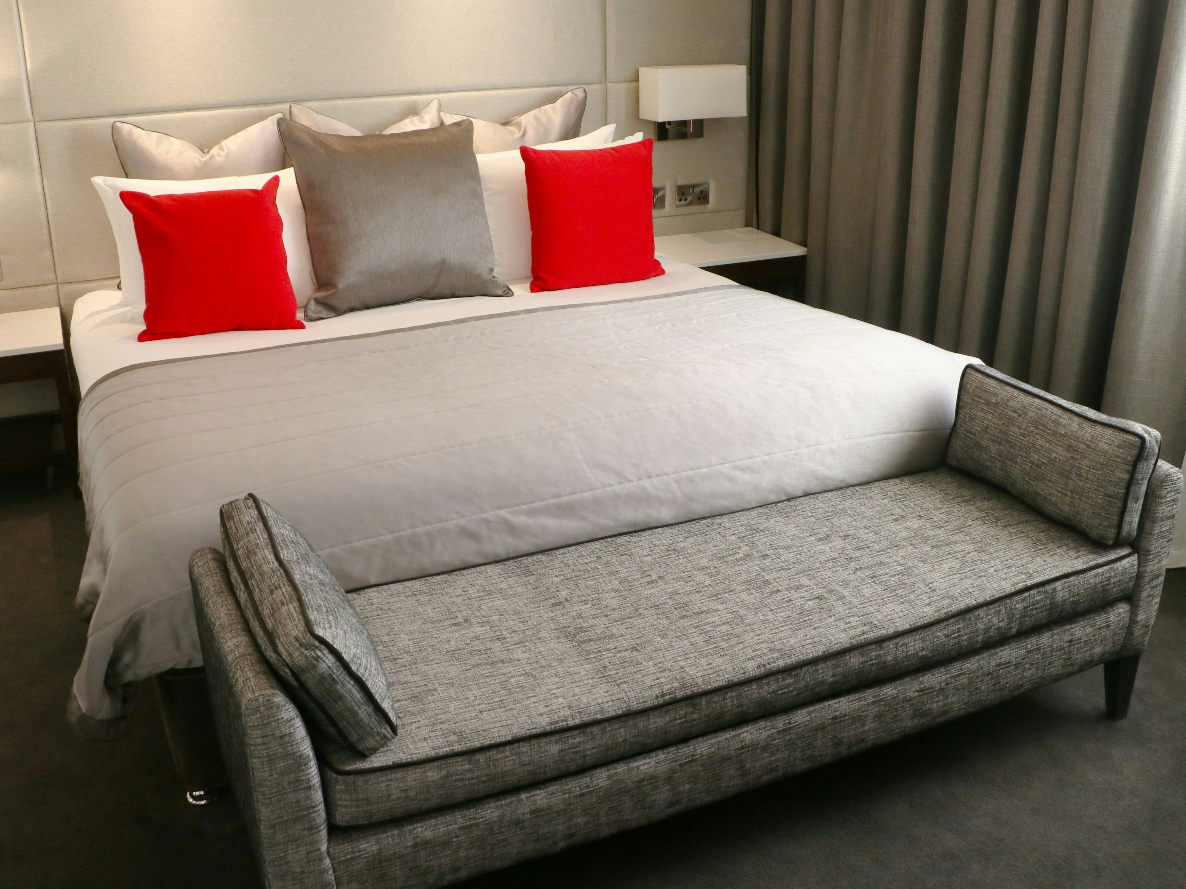 Park Regis Birmingham 32/77
