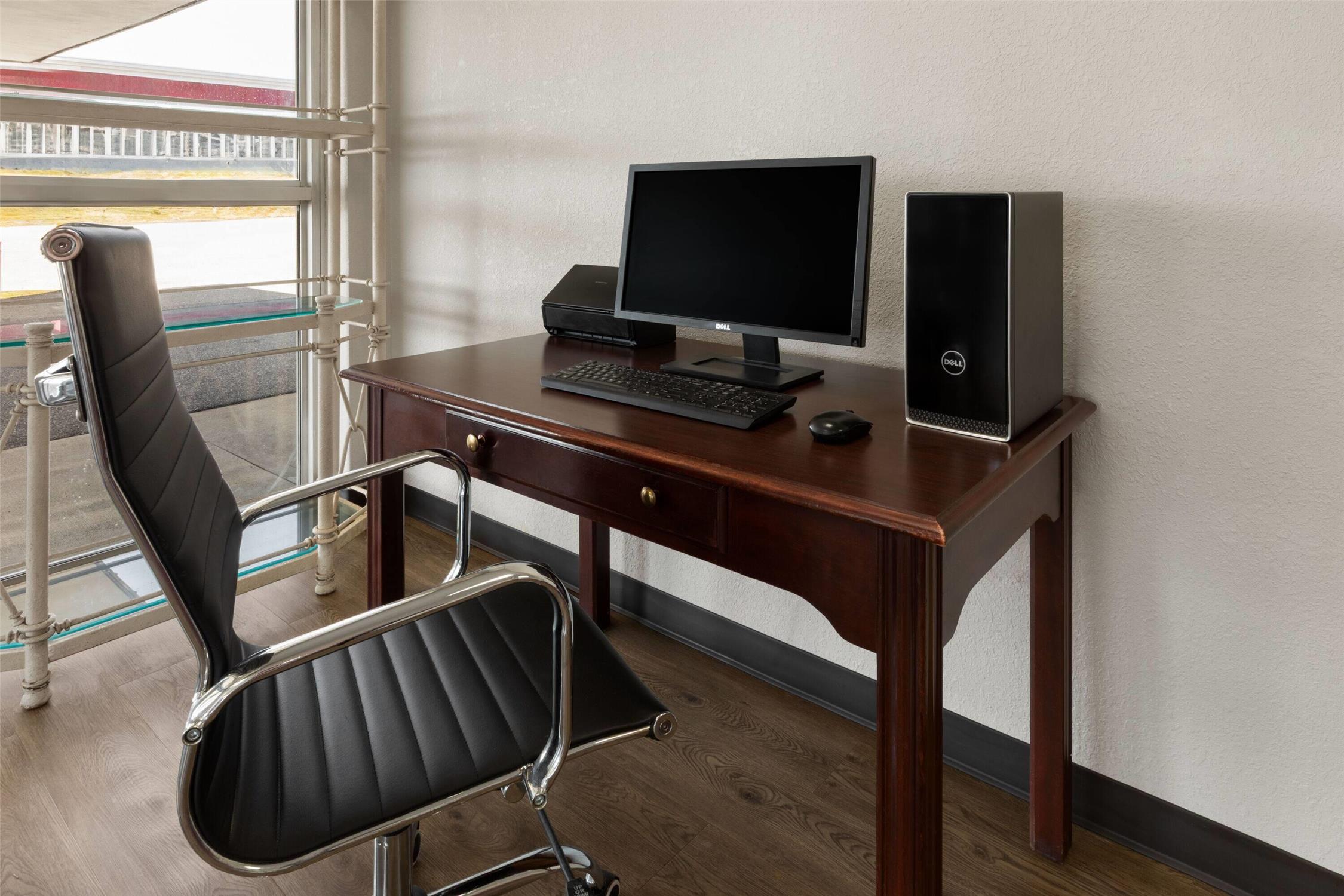 Days Inn By Wyndham Cambridge 33/41