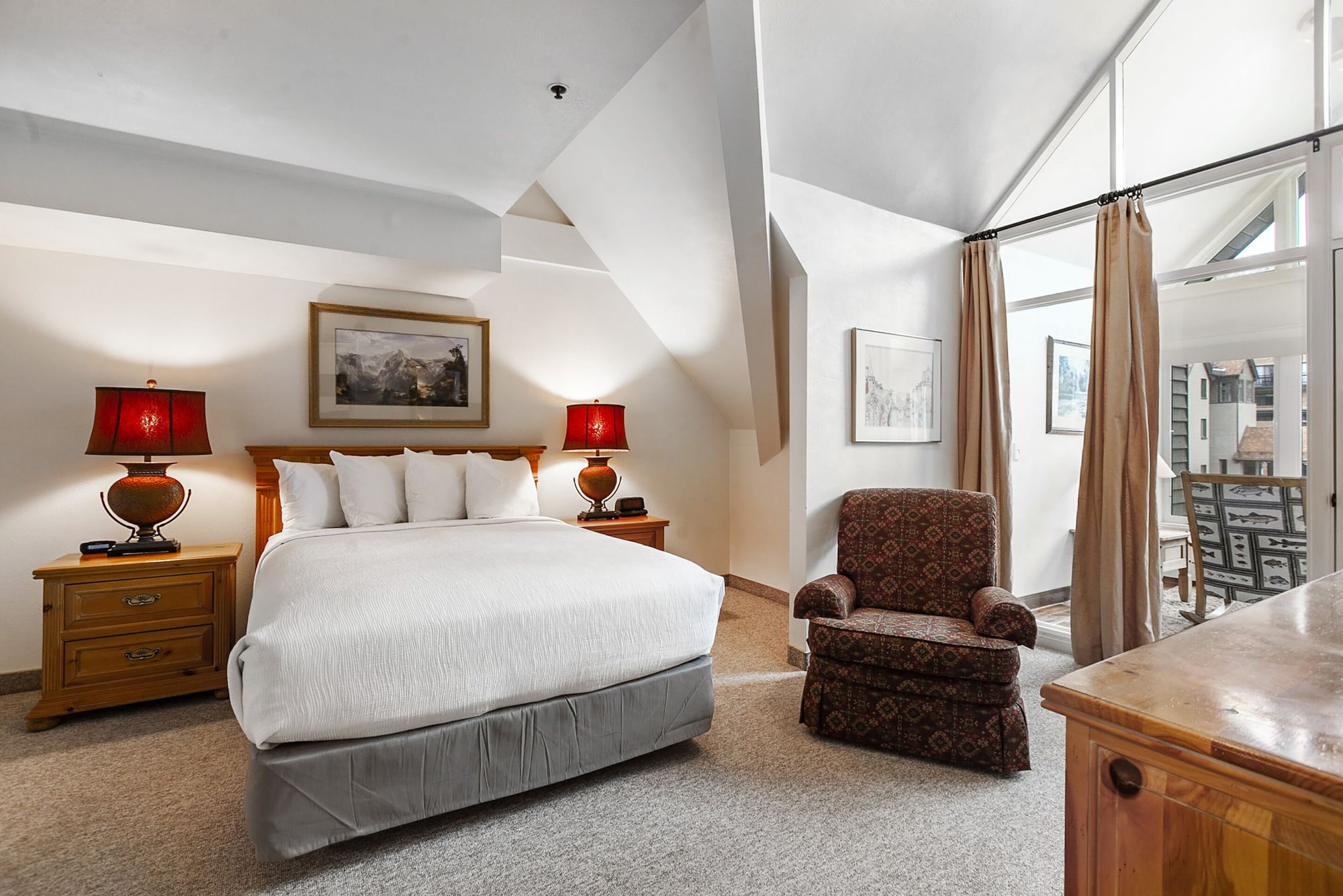 3 Bedrooms, Condominium, Single Bed, 4 Queen Beds