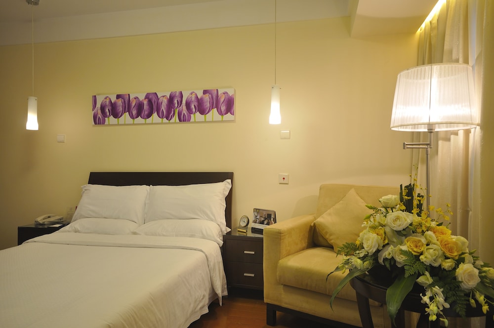 KINGTOWN HOTEL HONGQIAO 7/19