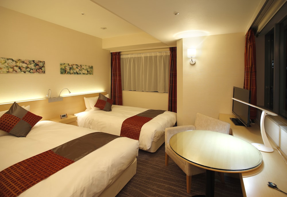 Hotel Keihan Kyobashi Grande 21/68