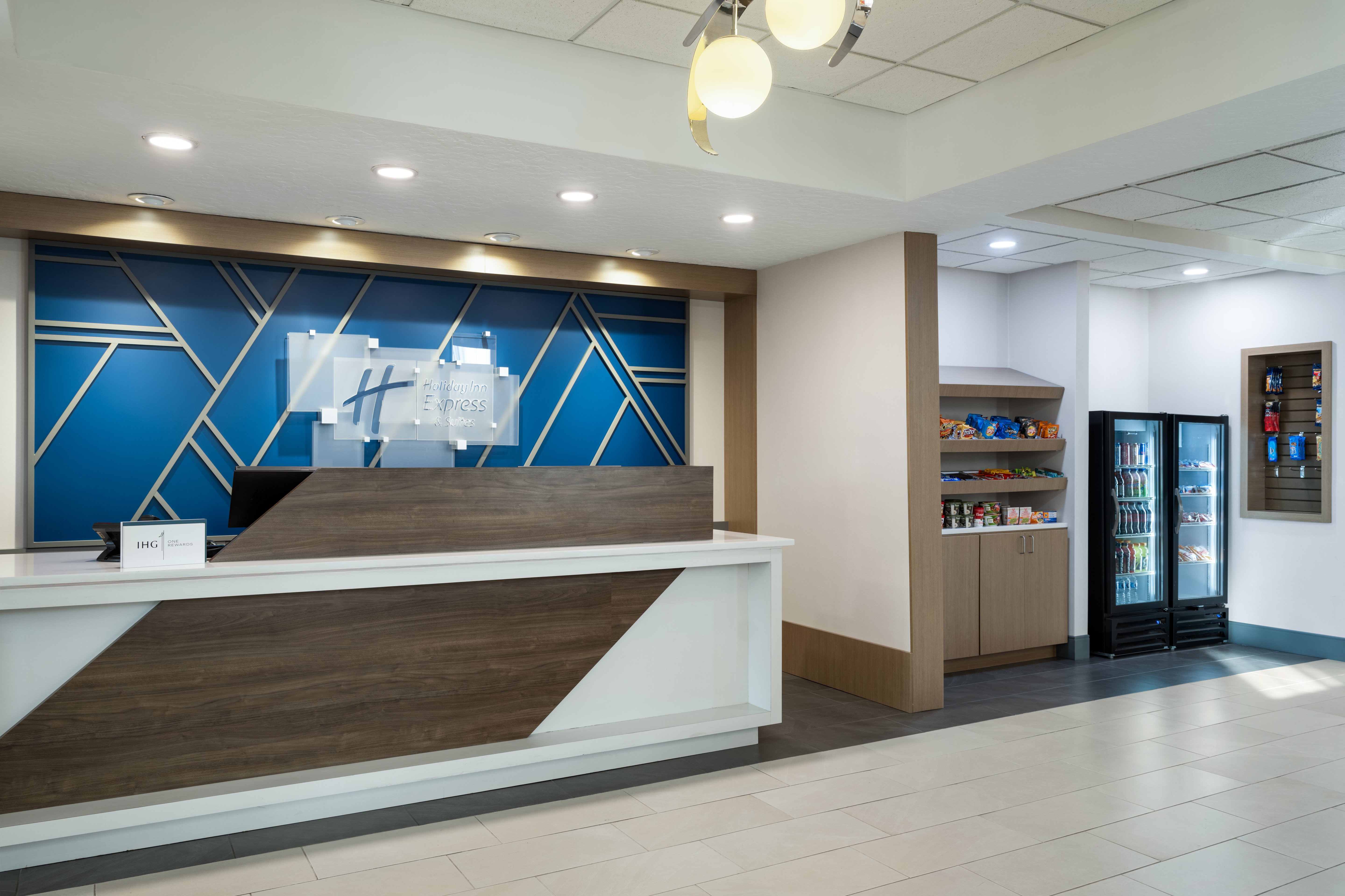 Holiday Inn Express & Suites Midwest City, an IHG Hotel 9/62