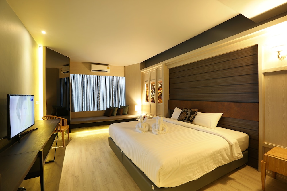 Hatyai Signature Hotel 16/67