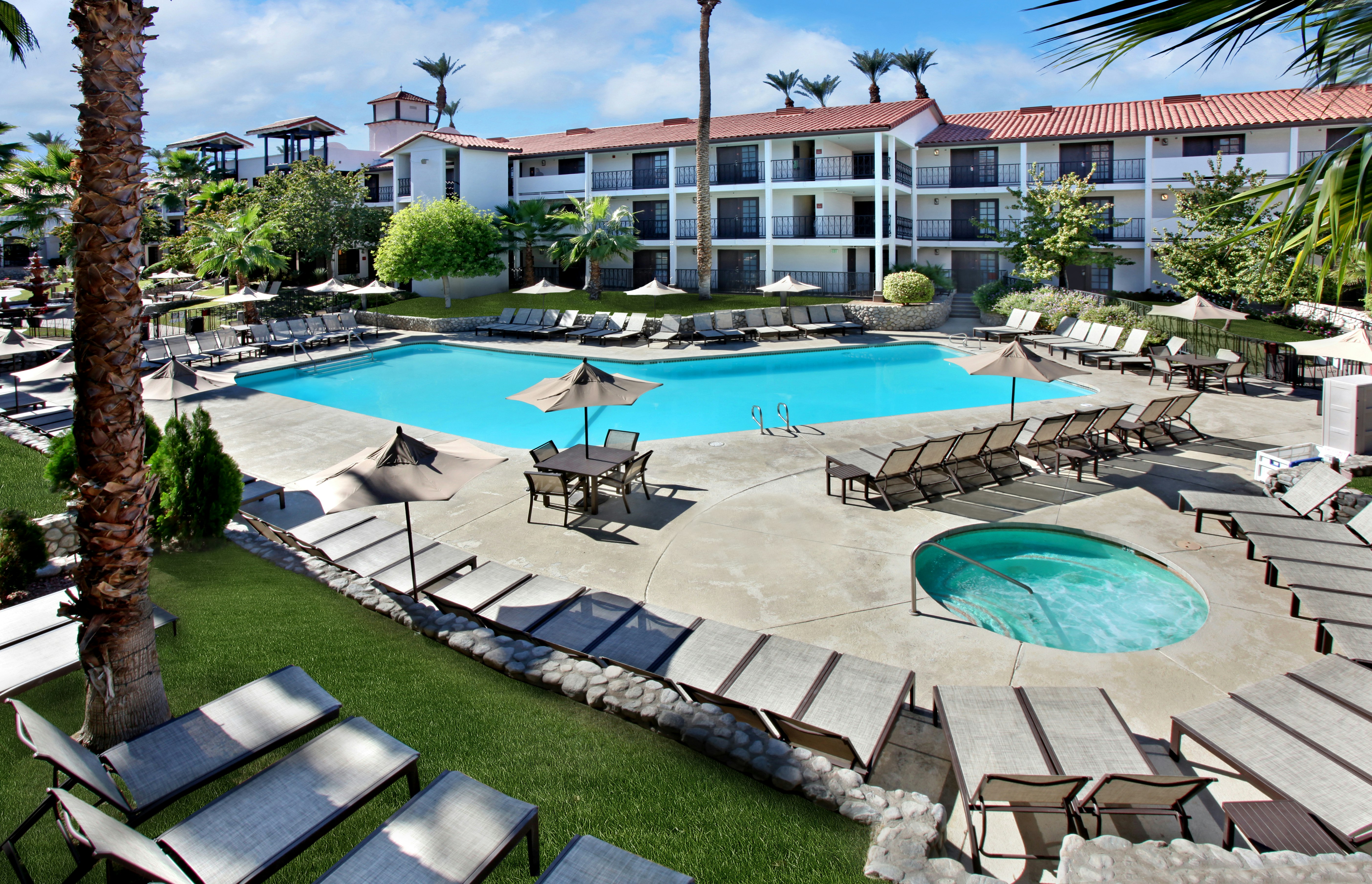 Embassy Suites Hotel Palm Desert 33/34