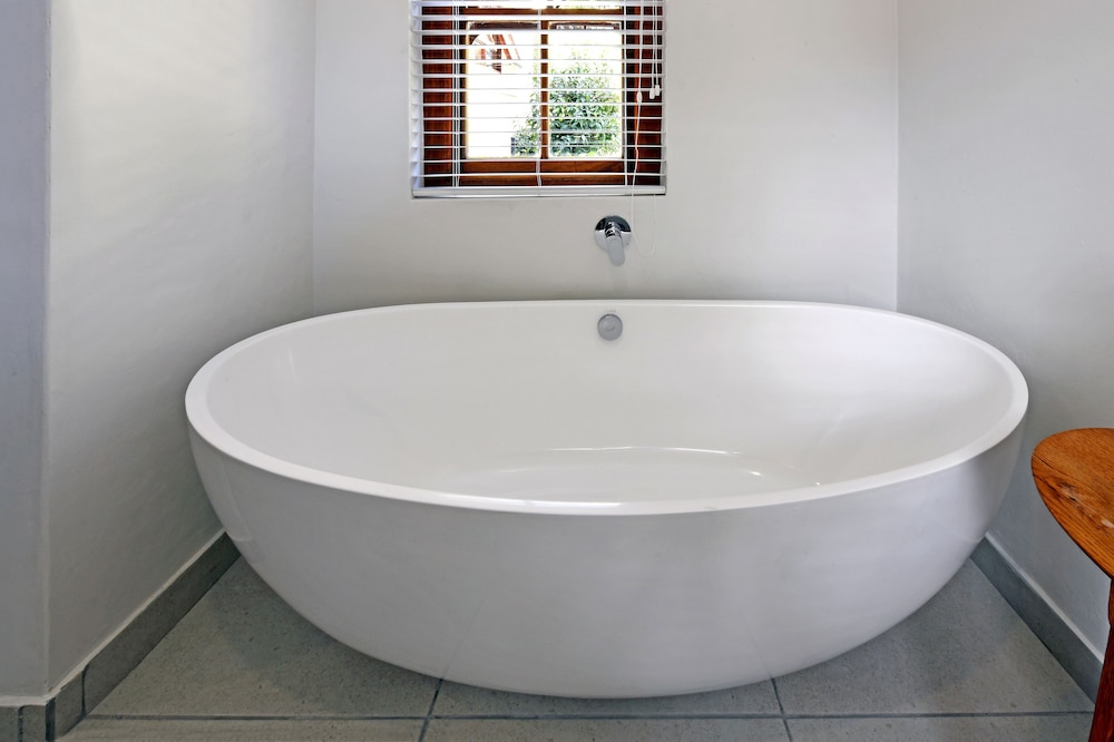 Petit Plaisir Cottage 46/47