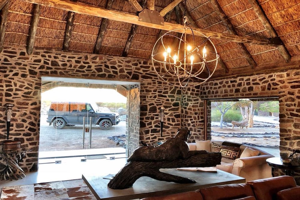 Tutwa Desert Lodge 18/50