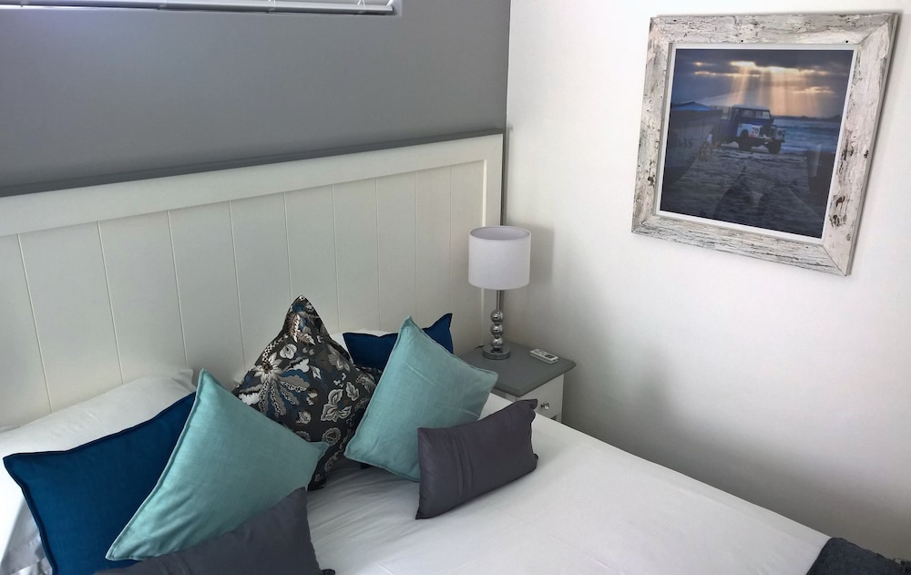 Wild Olive Guest House 32/64