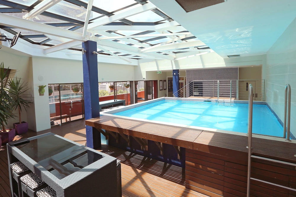 YHA Sydney Central 8/32