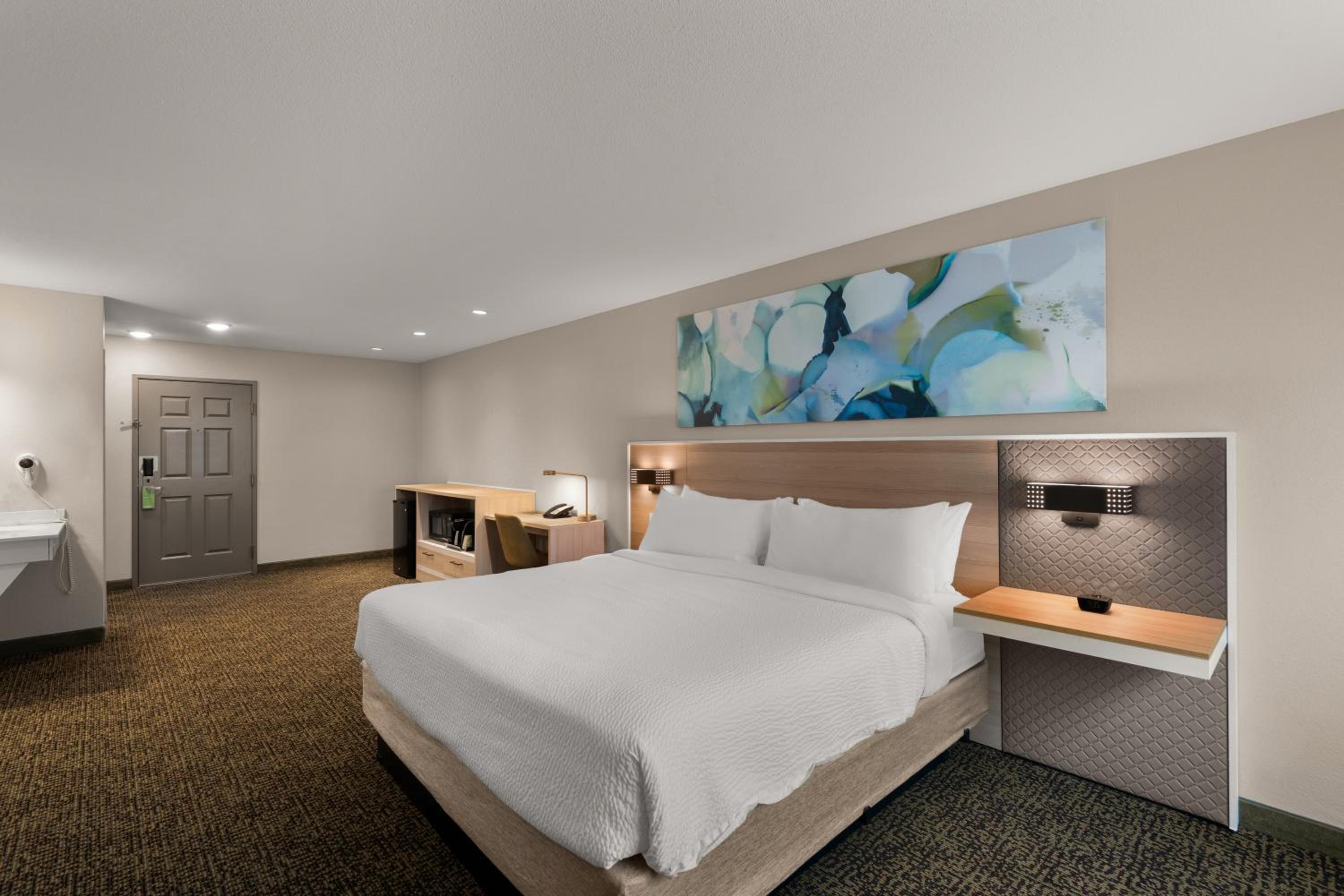 Garden, Suite, King Bed, Jetted Tub