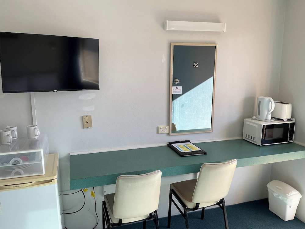 Bentleigh Motor Inn 55/63