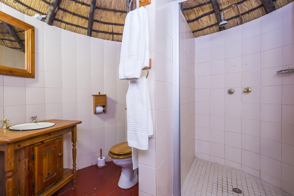 aha Lesedi Cultural Village 48/50