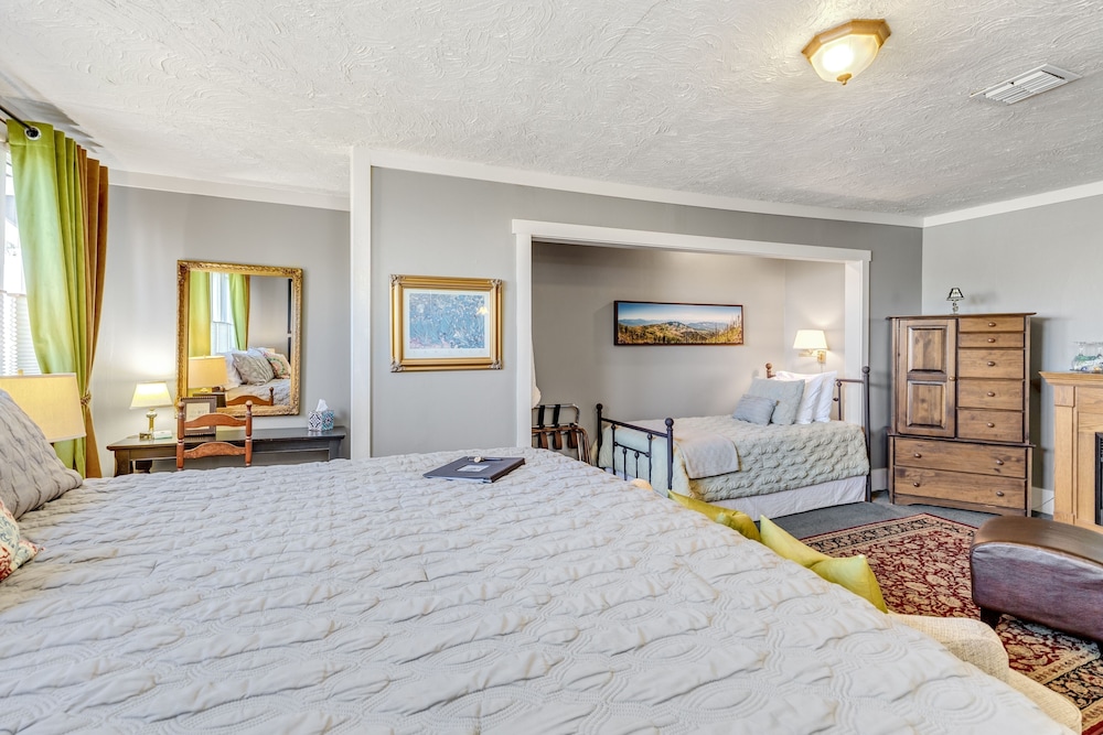 Oak Hill Bed & Breakfast 18/50