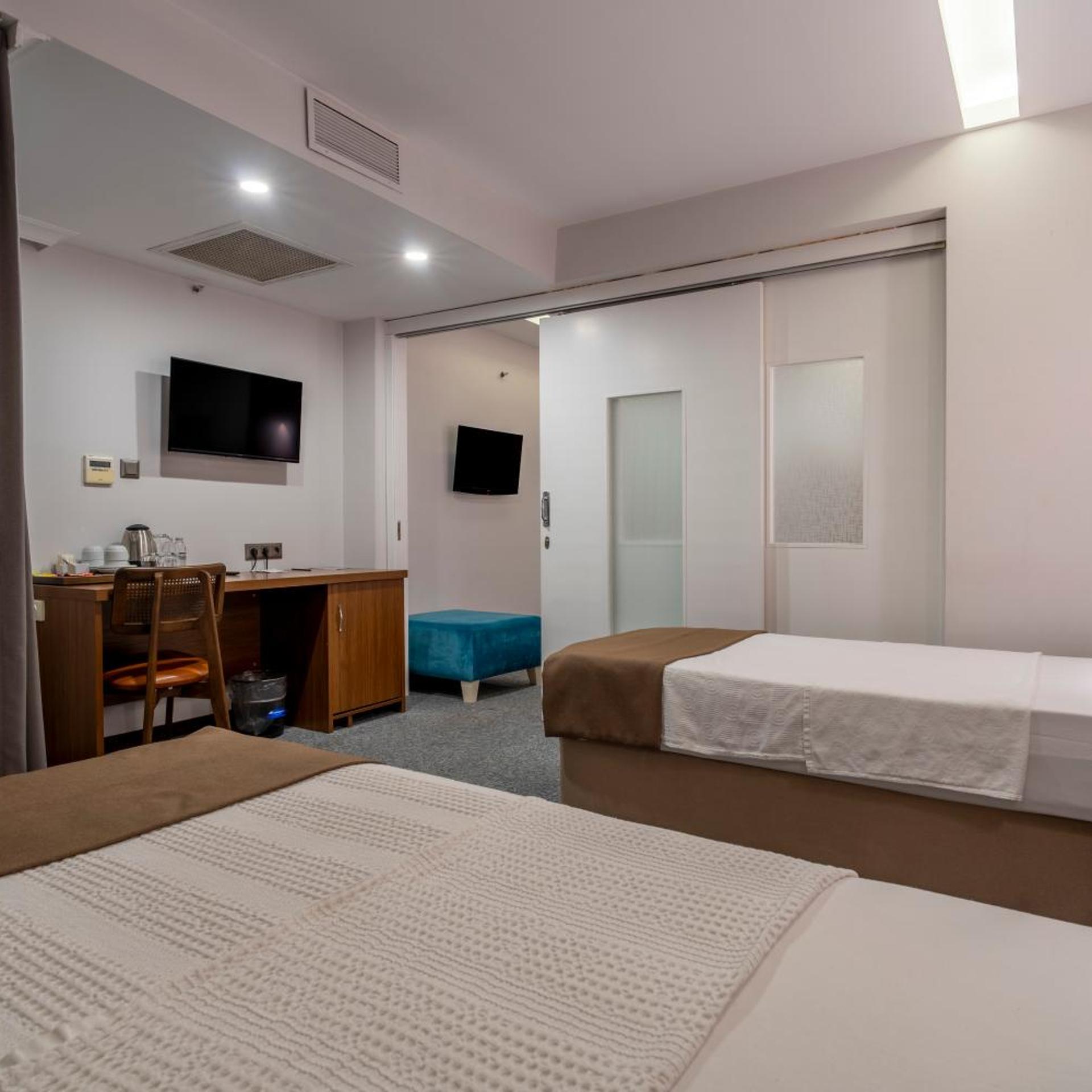 Ts Gold Hotel 40/56