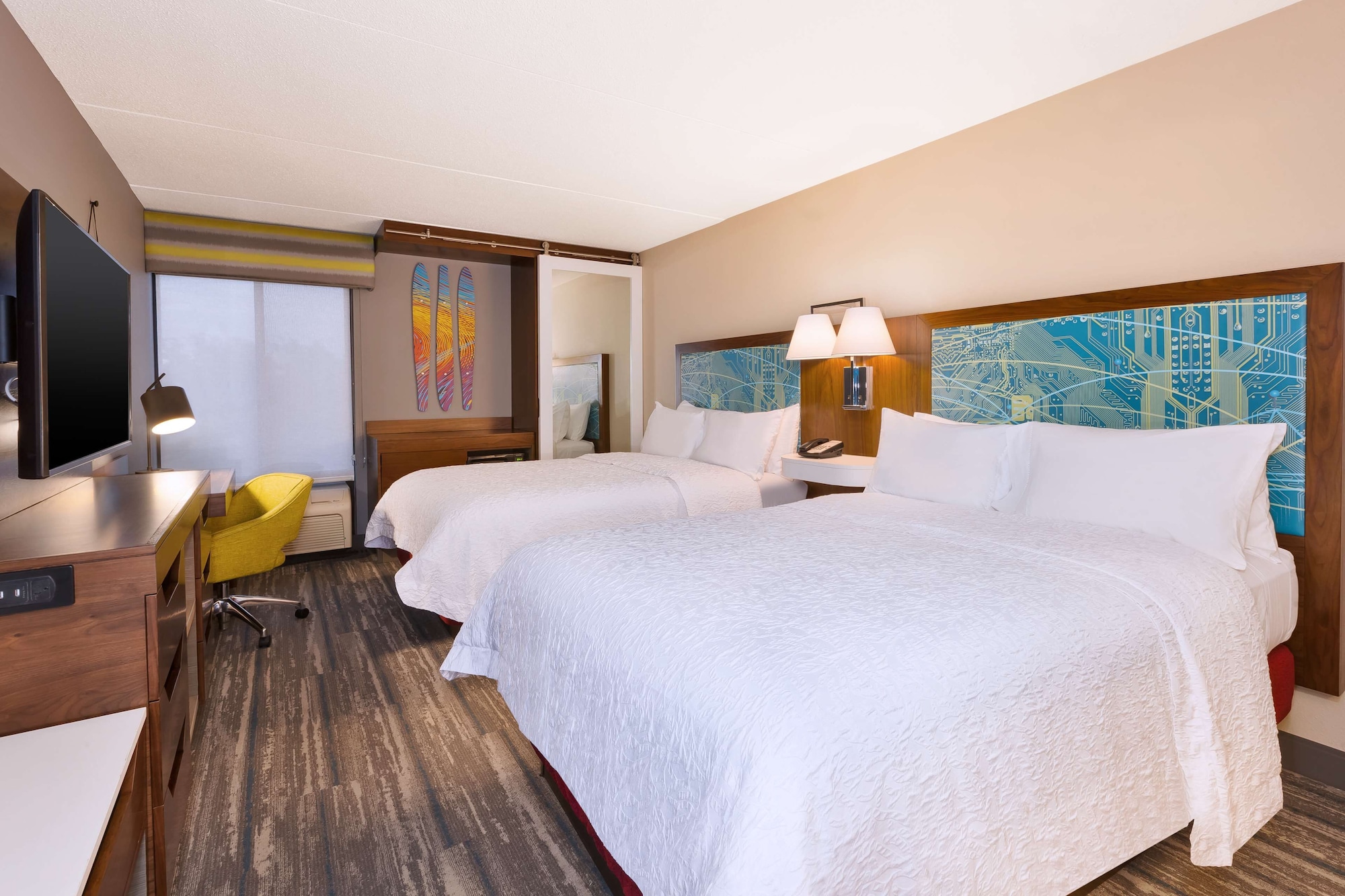 ROOM, 2 DOUBLE BEDS
