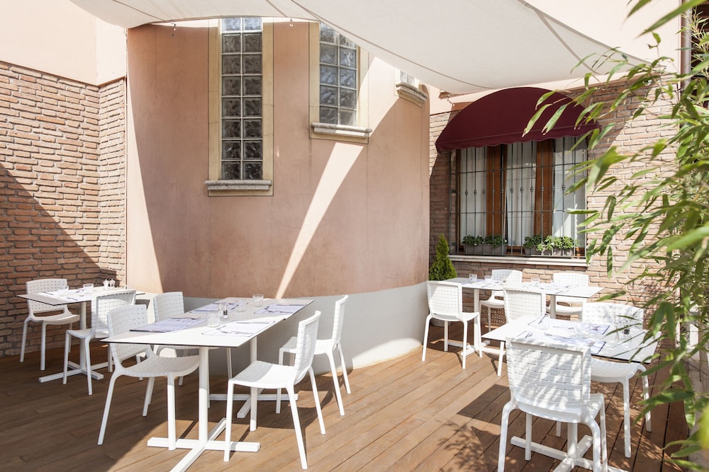 Hotel Noce 32/40
