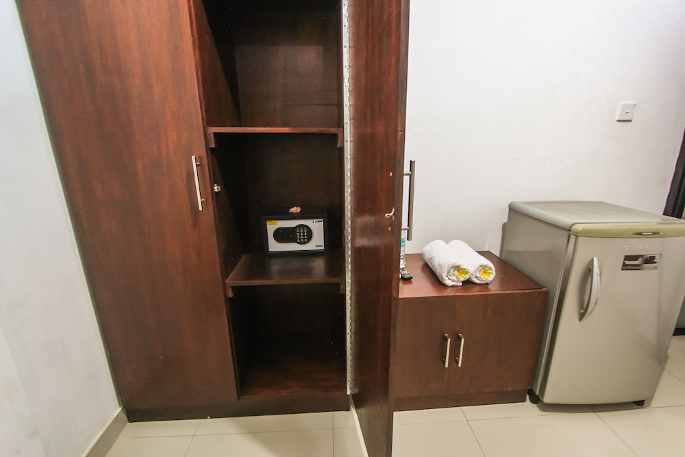Lumbung Sari Hotel 50/50