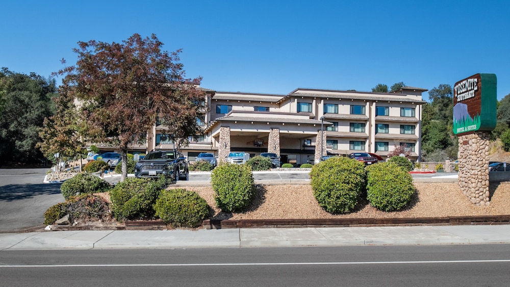 Yosemite Southgate Hotel & Suites in OAKHURST - CA
