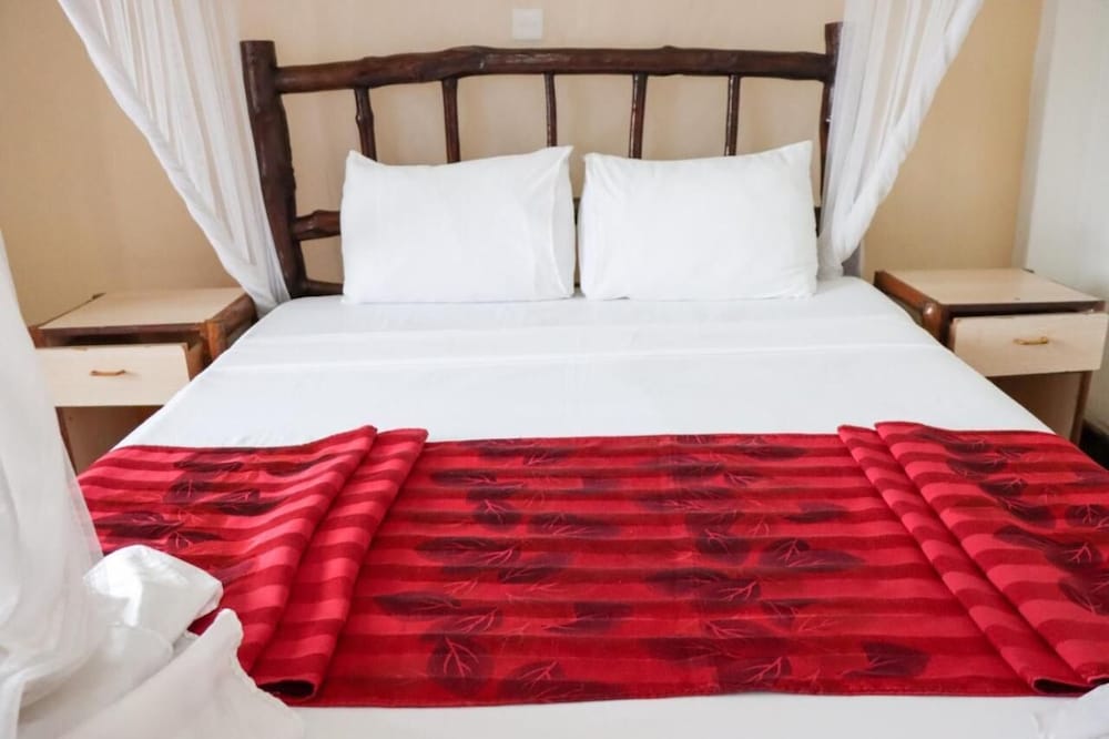 Bridge Hotel Mombasa 21/41
