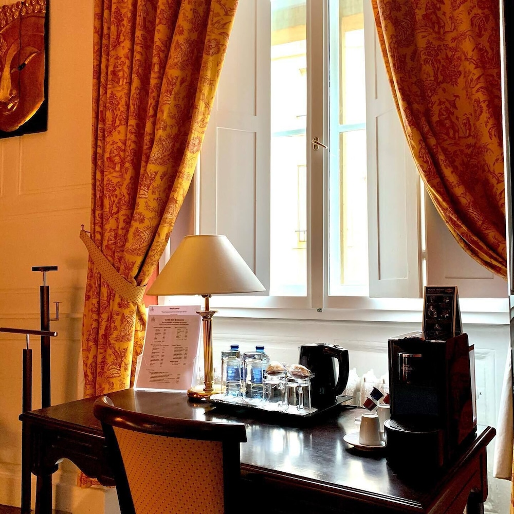 Hotel D haussonville 2/41