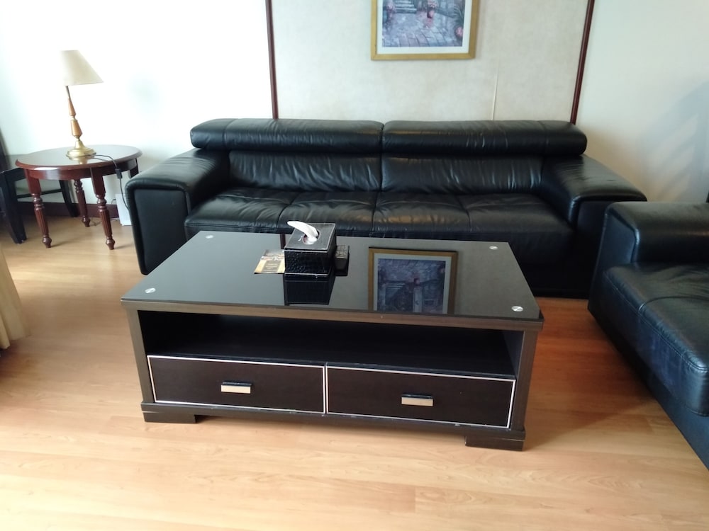 Grand Service Apartment @ Times Square 42/51