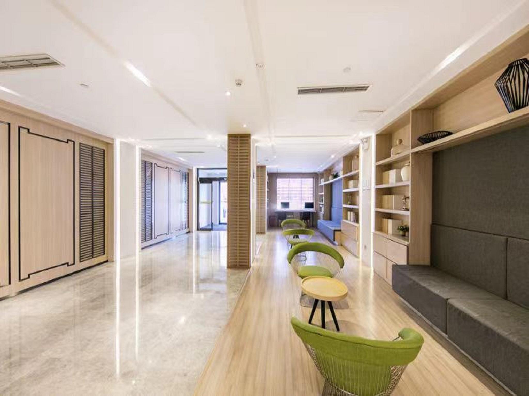 Ji Hotel (Beijing Guangqumen) 13/18