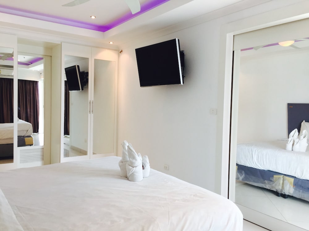 View Talay 6 Condominium By Honey 16/84
