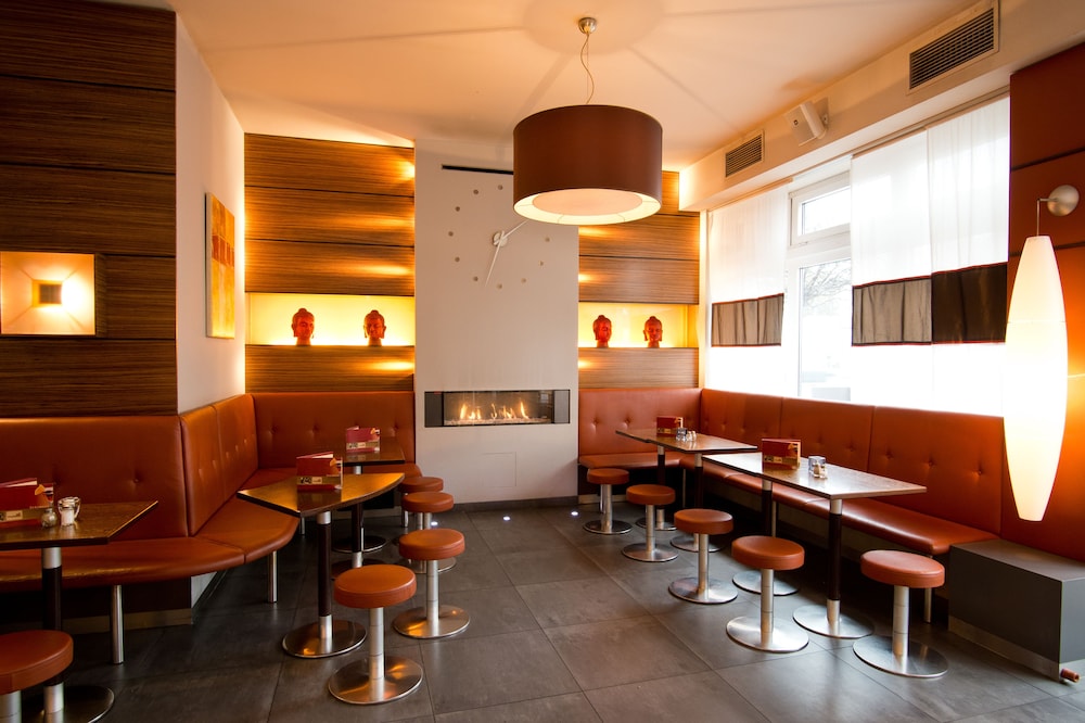 Hotel Santis 36/52