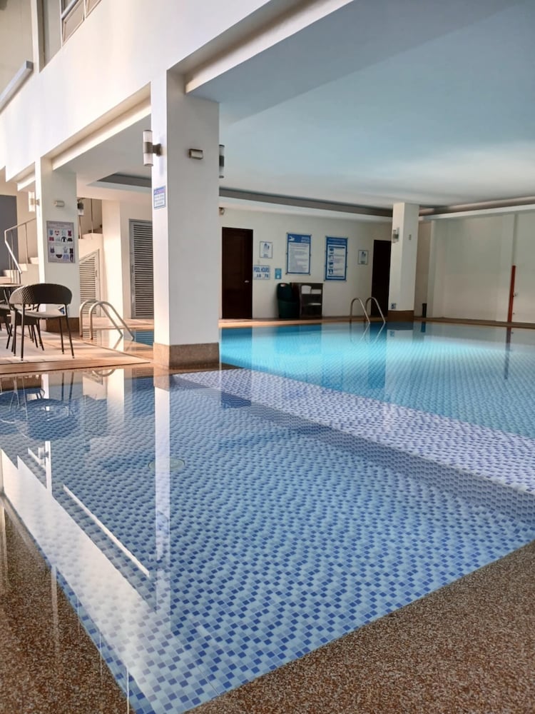 Dohera Hotel 32/69
