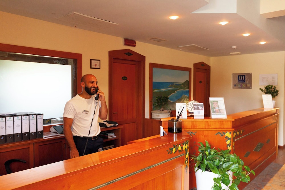 iH Hotels Villasimius Le Zagare Resort 11/60