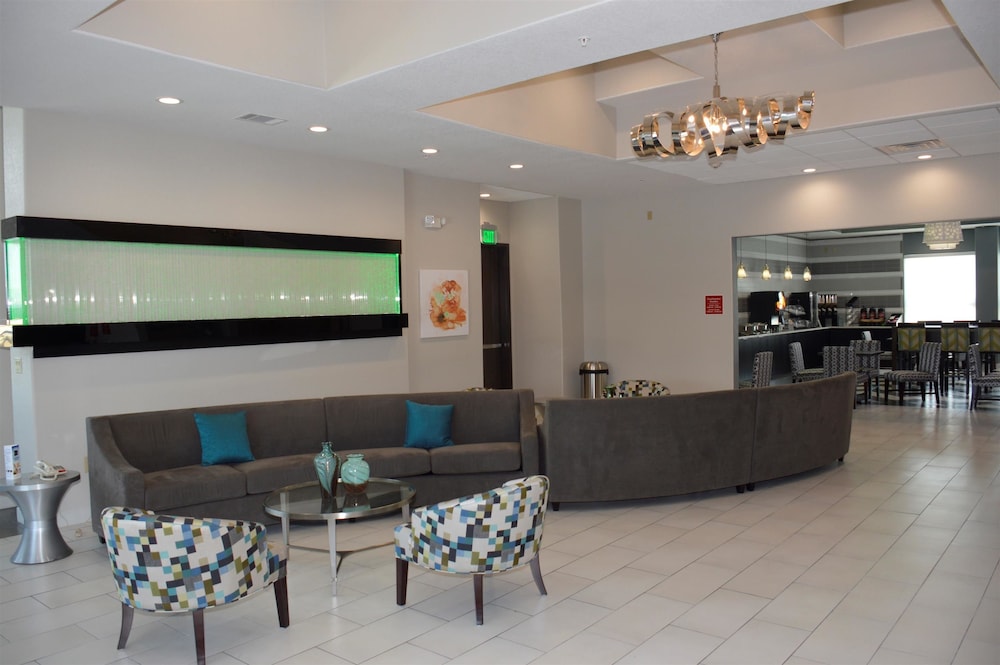 Best Western Plus Pflugerville Inn and Suites 9/37