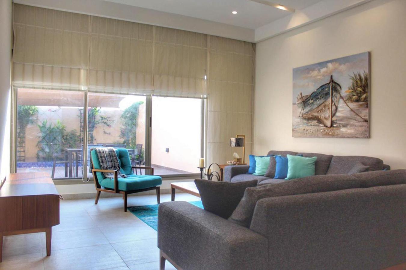Jaw Resort and Spa 40/60