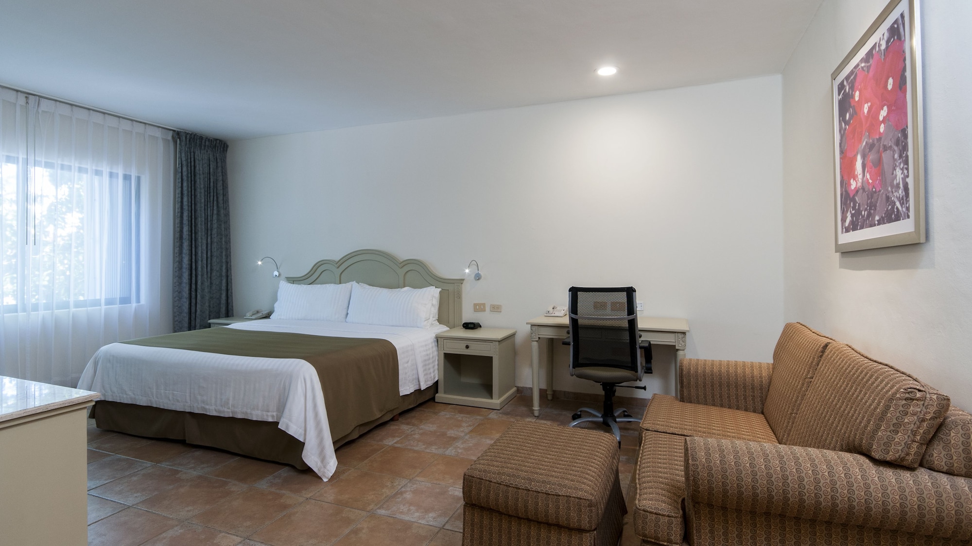 غرفة بريميوم بسرير كينج، Holiday Inn Cd Del Carmen 6/8