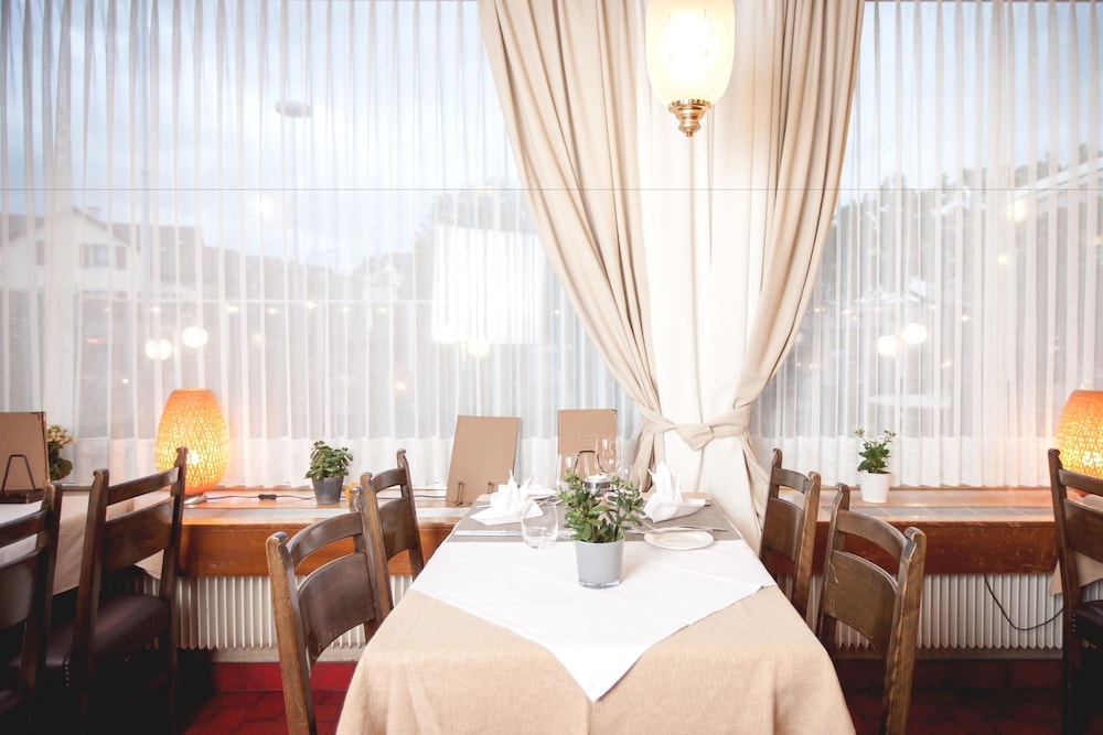 Hotel de Chailly 36/49
