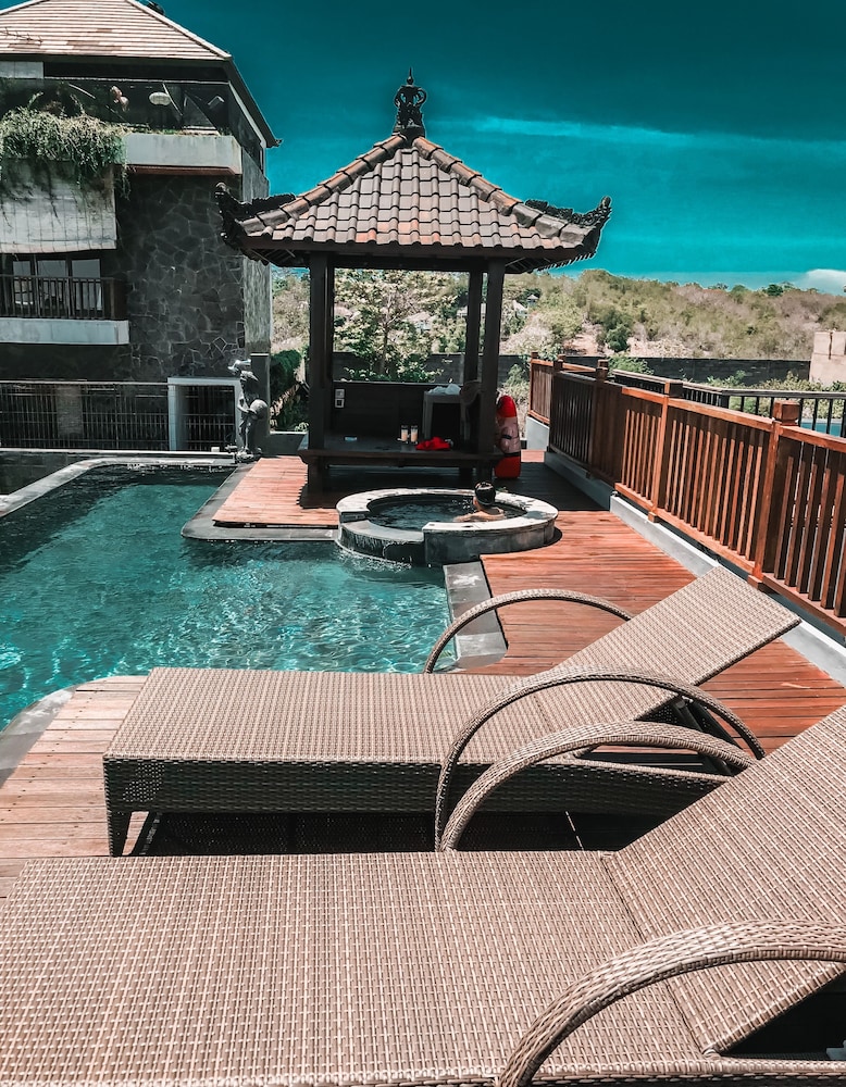 The Ocean Views Luxury Villas & Apartment by ZUZU 9/73