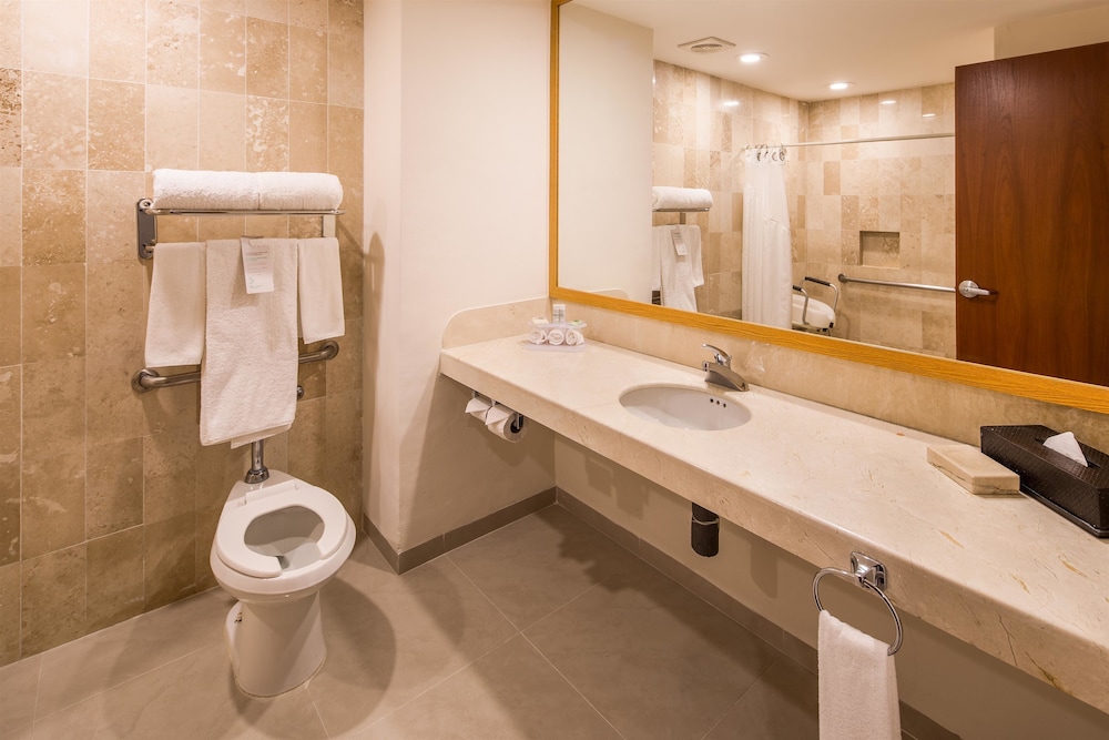 Wyndham Garden Playa Del Carmen 33/77