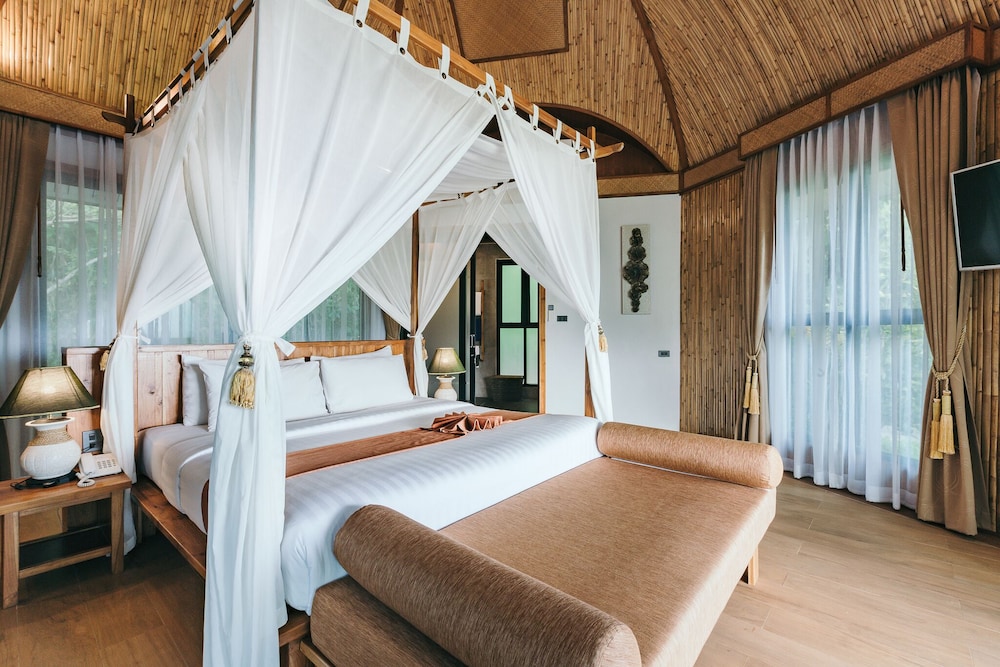 Aonang Fiore Resort 33/74