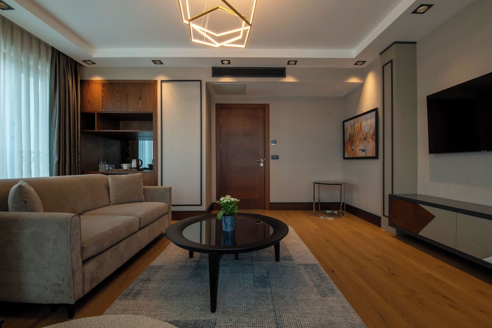 TRYP by Wyndham Istanbul Maltepe 48/63