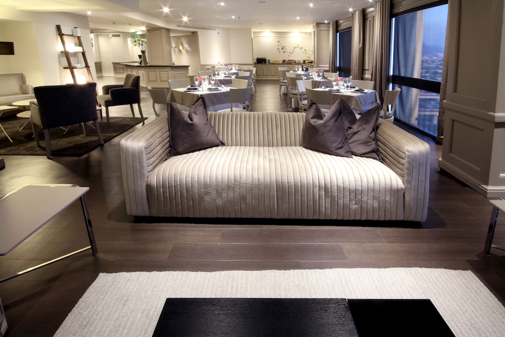 Crowne Plaza Monterrey 47/74