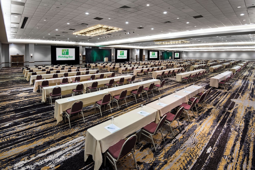 Holiday Inn Springdale/Fayetteville Area 6/50