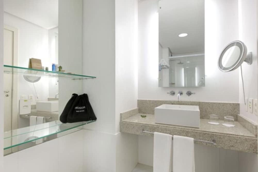 Art Hotel Transamerica Collection 50/50