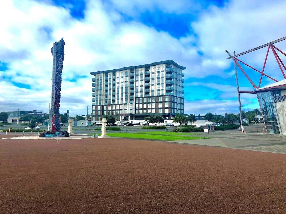 Ramada Suites by Wyndham Auckland Manukau Pacfic Centre 36/64