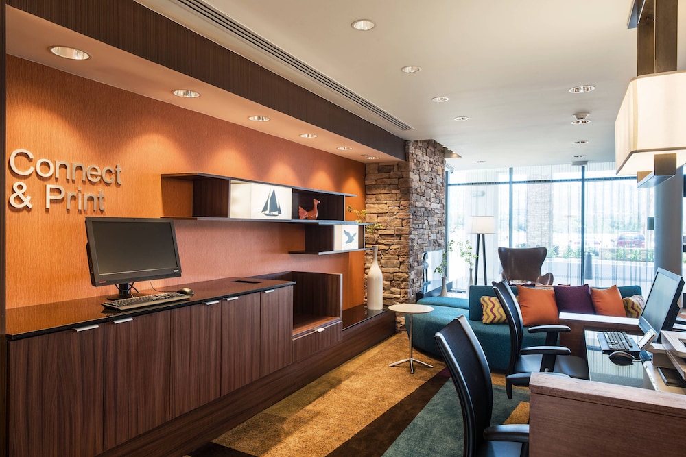 Fairfield Inn & Suites San Diego North/San Marcos 6/32
