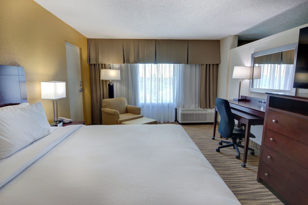 Holiday Inn St Petersburg N Clearwater 22/68