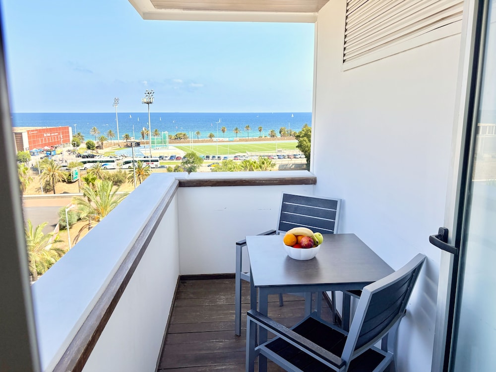 Eurohotel Diagonal Port Hotel 12/72