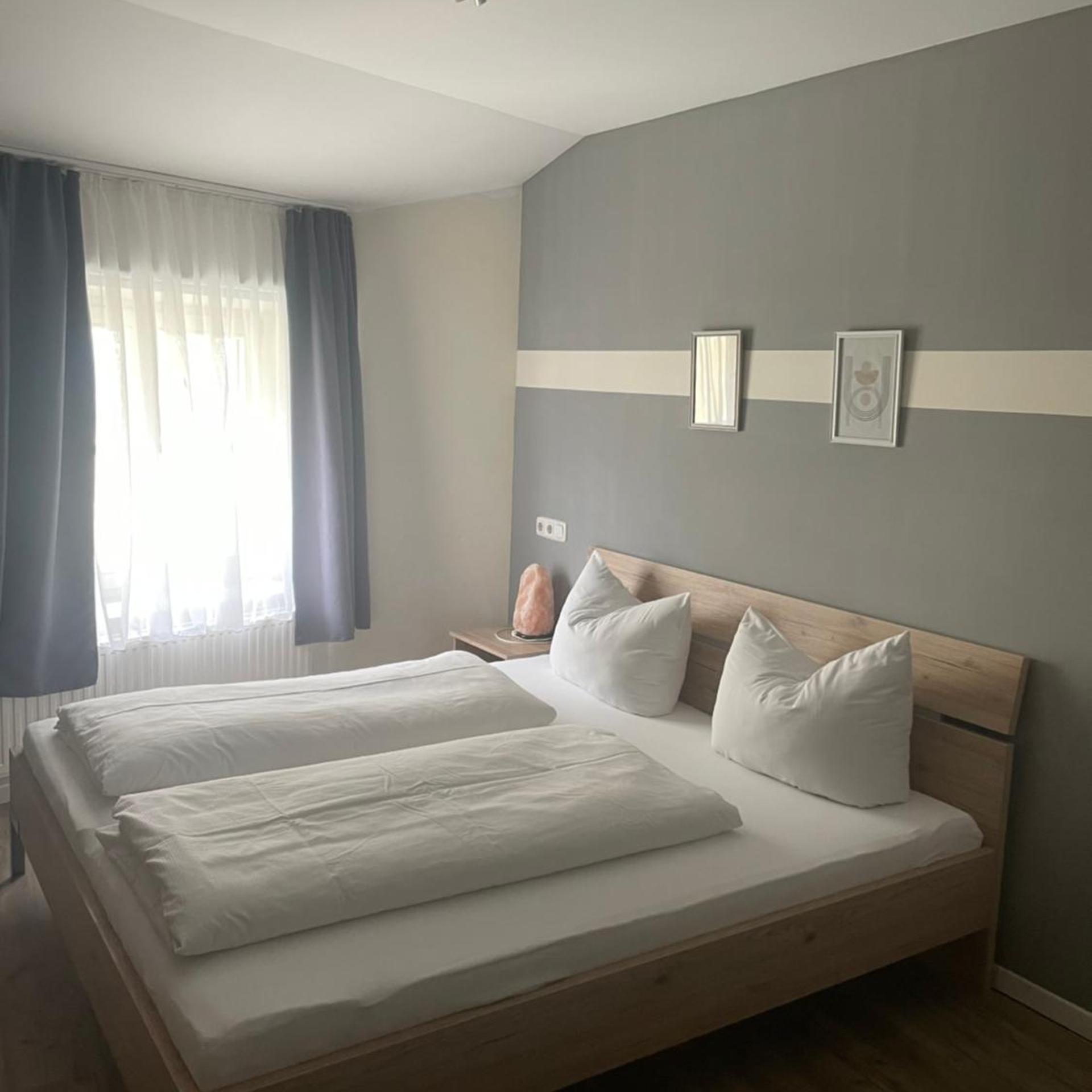 Economy, Twin Beds