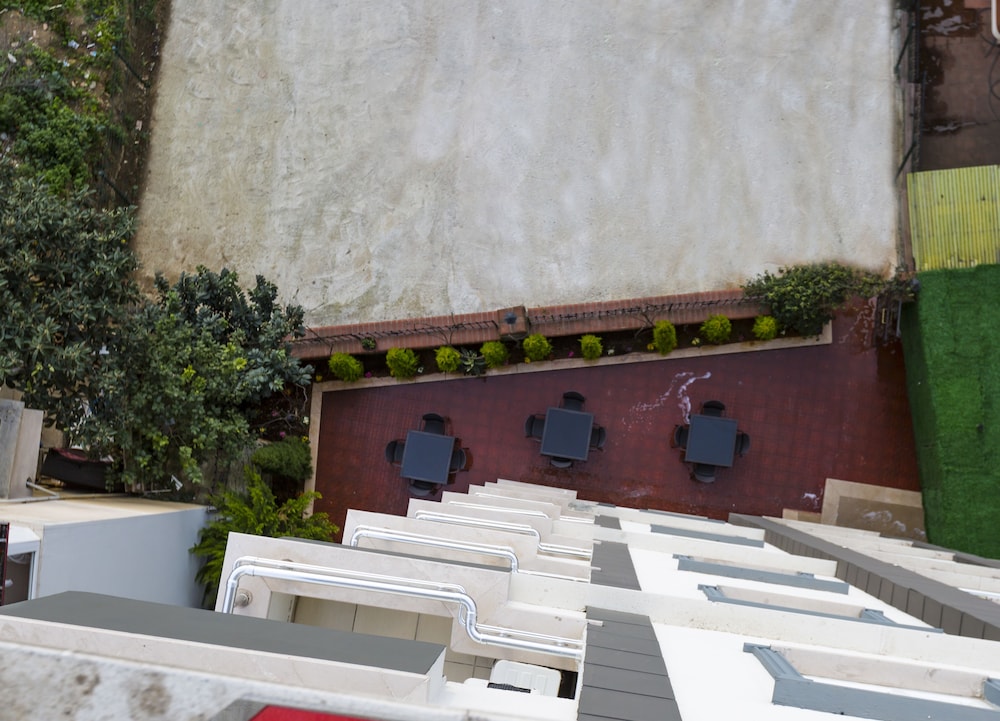 Azra Suite Otel 41/50
